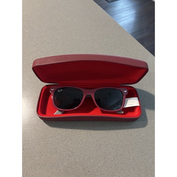 Ray-Ban Other - Ray-Ban Wayfarer Jr. Kids Sunglasses RJ9052S 177/87 47-15 with Case
